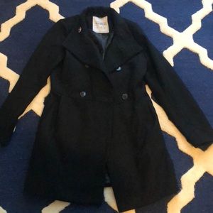 pull and bear black coat